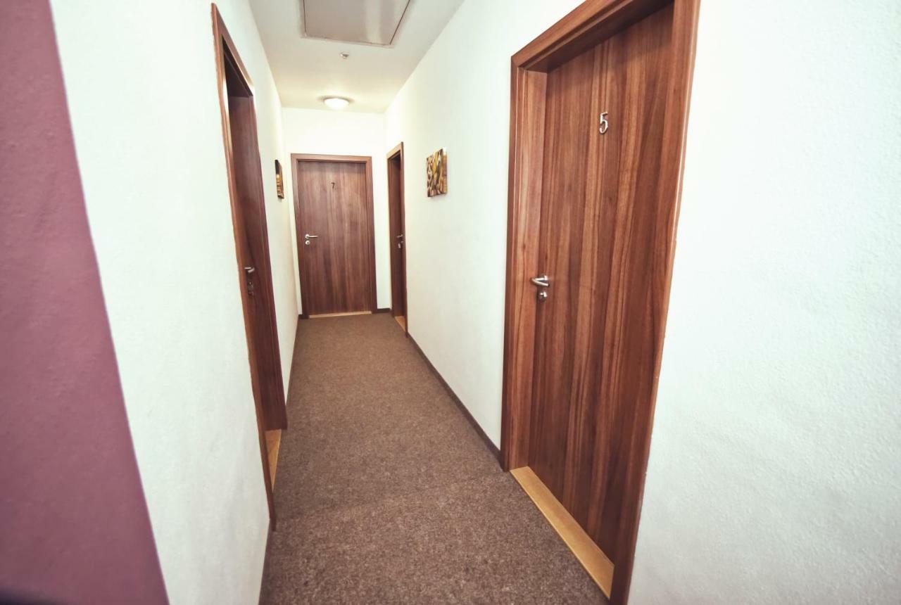 Penzion Kratochvíl Dolní Dunajovice Exterior foto